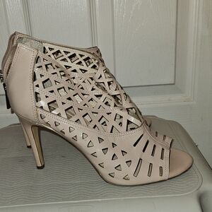 INC International Concepts Cream Laser-Cut Heels